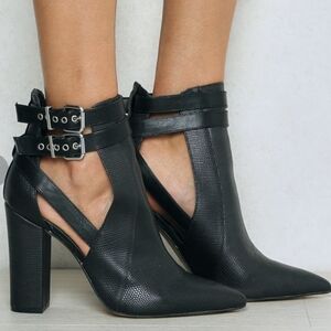 Lipstik black pebbled faux leather ankle boots booties silver buckles lidia sz 7